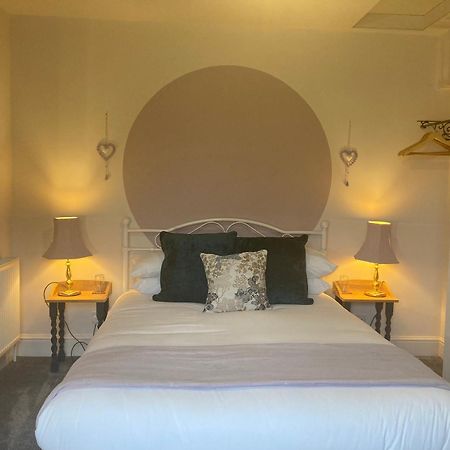 Crick Cottage Rooms 外观 照片